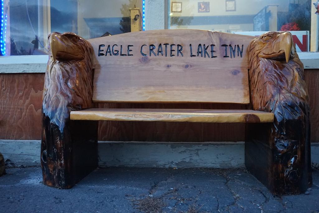 Eagle Crater Lake Inn Chemult Bagian luar foto