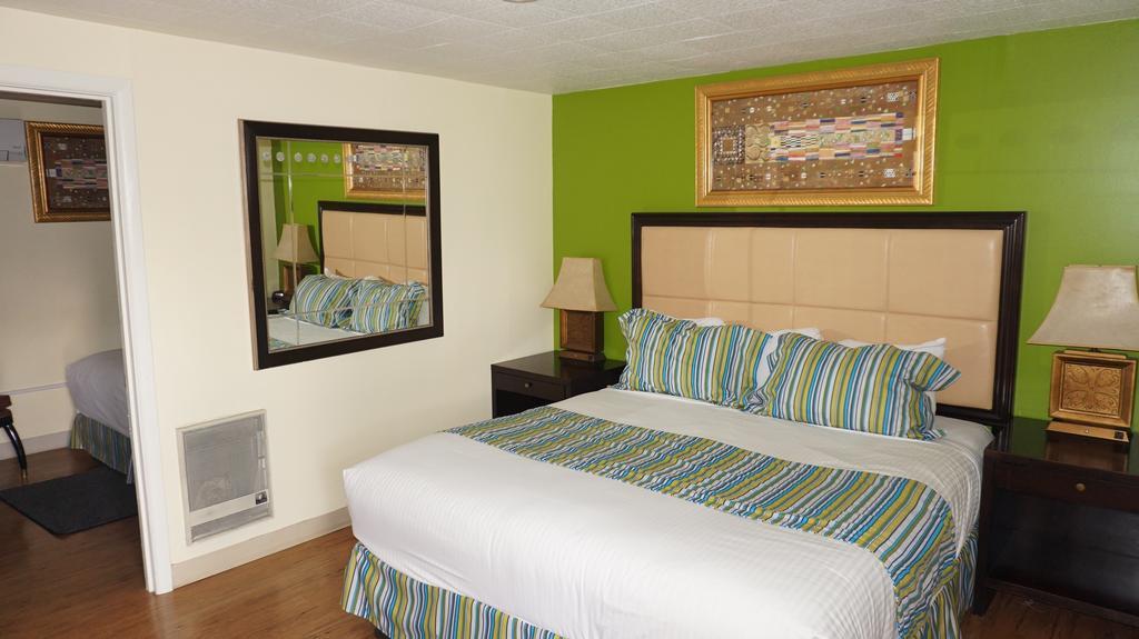 Eagle Crater Lake Inn Chemult Bagian luar foto