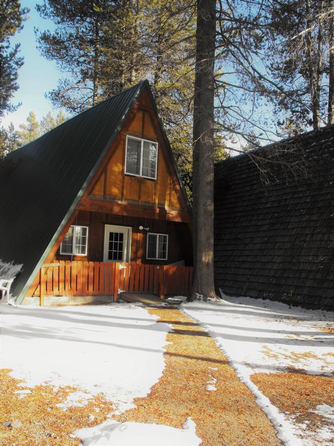 Eagle Crater Lake Inn Chemult Bagian luar foto