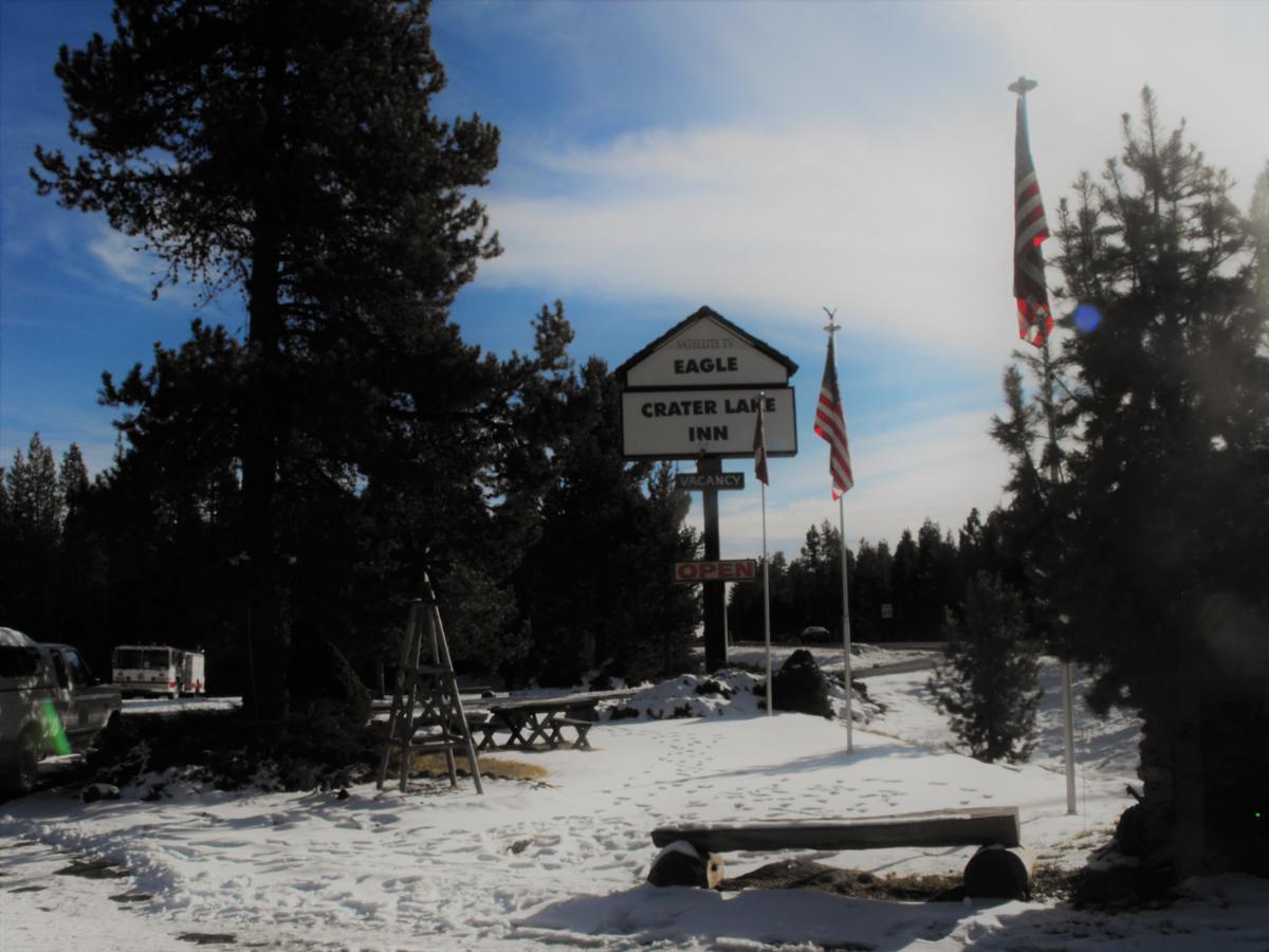 Eagle Crater Lake Inn Chemult Bagian luar foto
