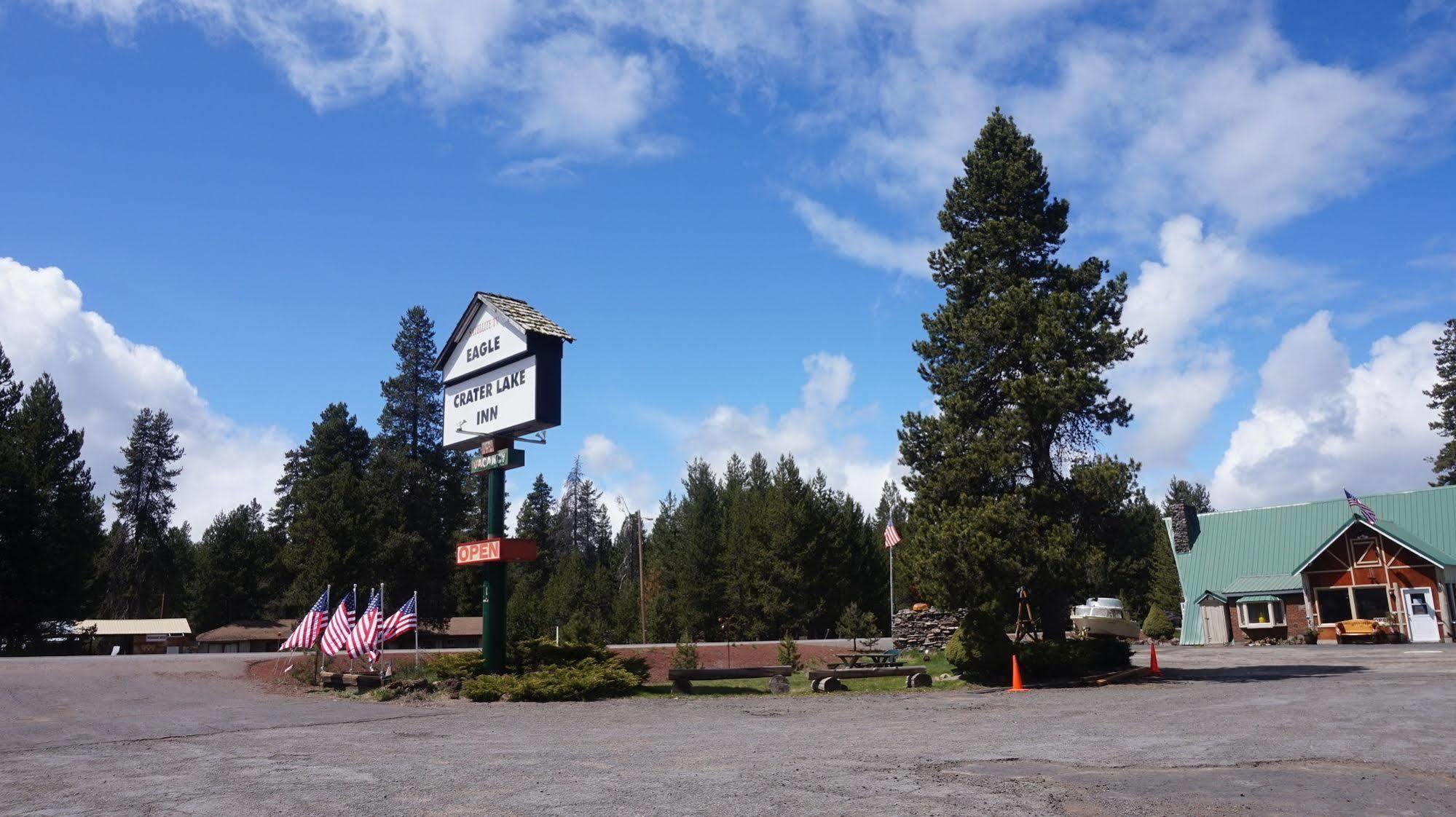 Eagle Crater Lake Inn Chemult Bagian luar foto